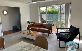 Aircabin - Marayong - Convenient - 3 Beds House